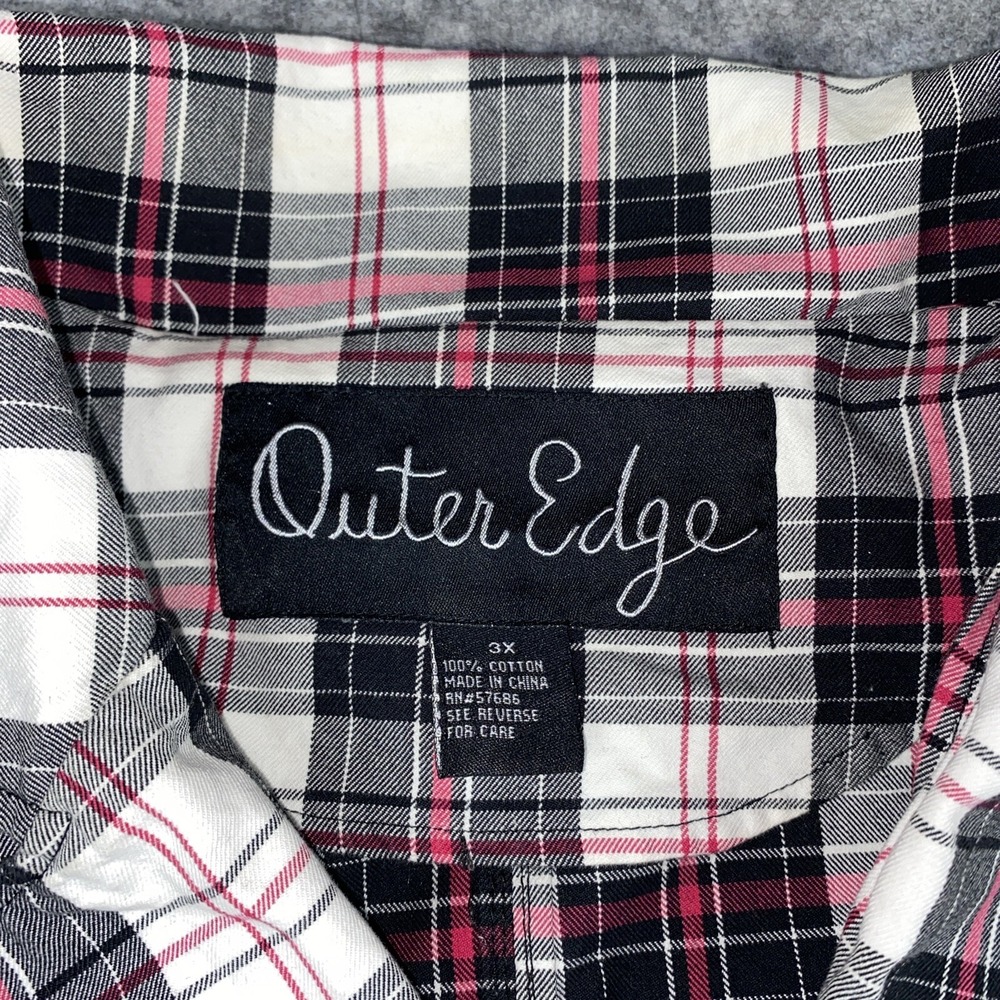 2 Outer Edge Women's Shirt Plus Size 3X Plaid Red Black White Button Up Pockets - Picture 9 of 10